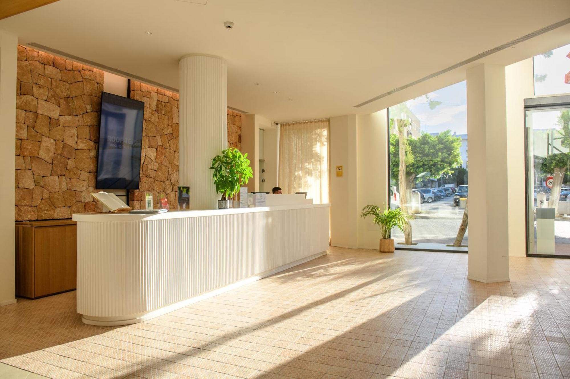 Hotel & Spa Blau Parc San Antonio  Bagian luar foto
